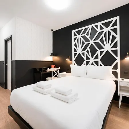 Hotel The Twenties By Guestready